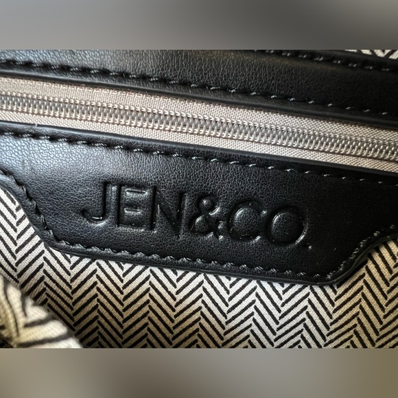 NWT Jen&Co Jesslyn Sherpa Belt Bag Black - Picture 6 of 13